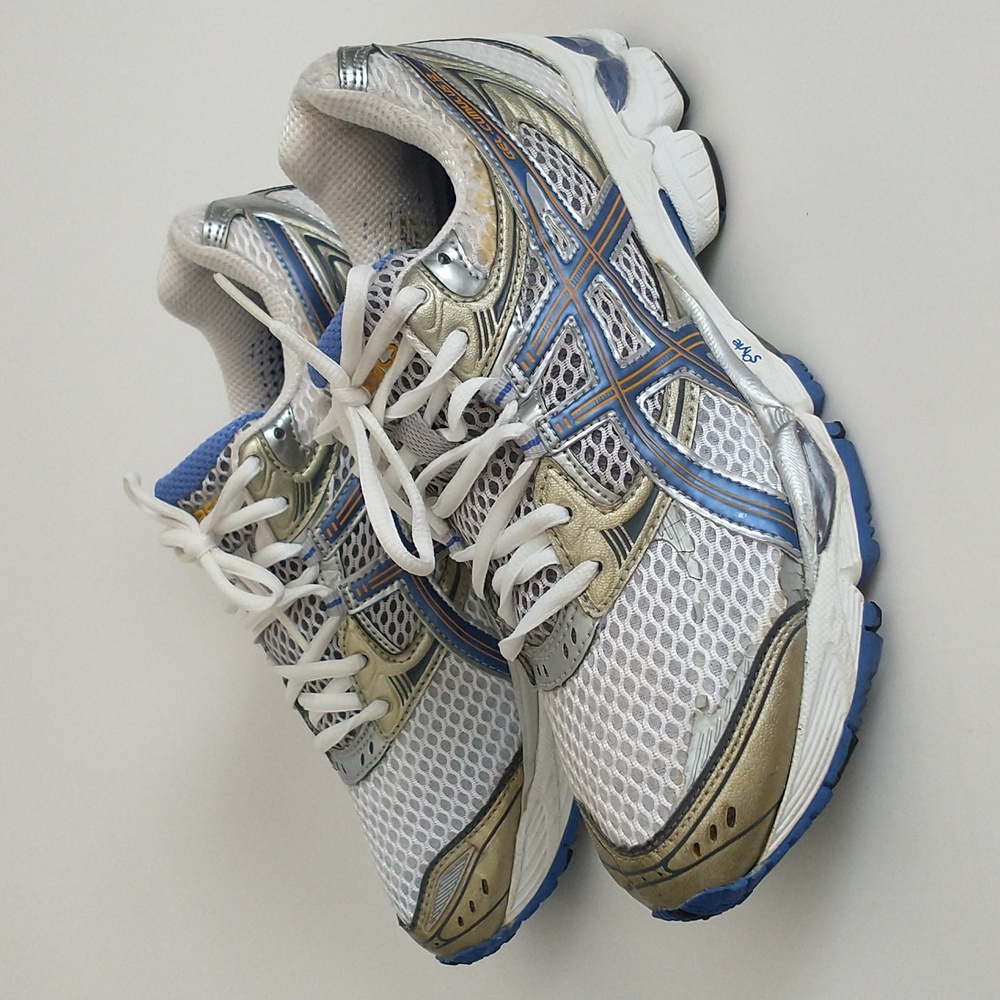 Asics Gel-Cumulus 12 White and Blue Athletic Women's Sneakers